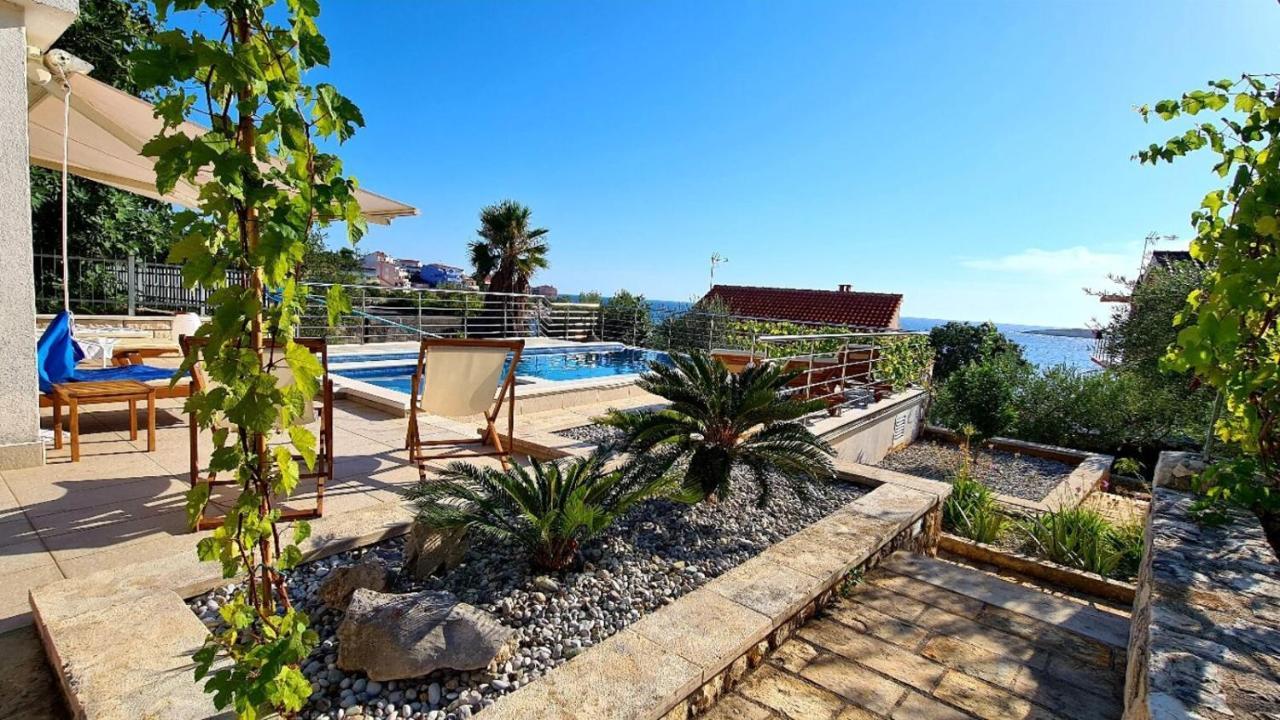 Villa Sucic Razanj 로고즈니차 외부 사진