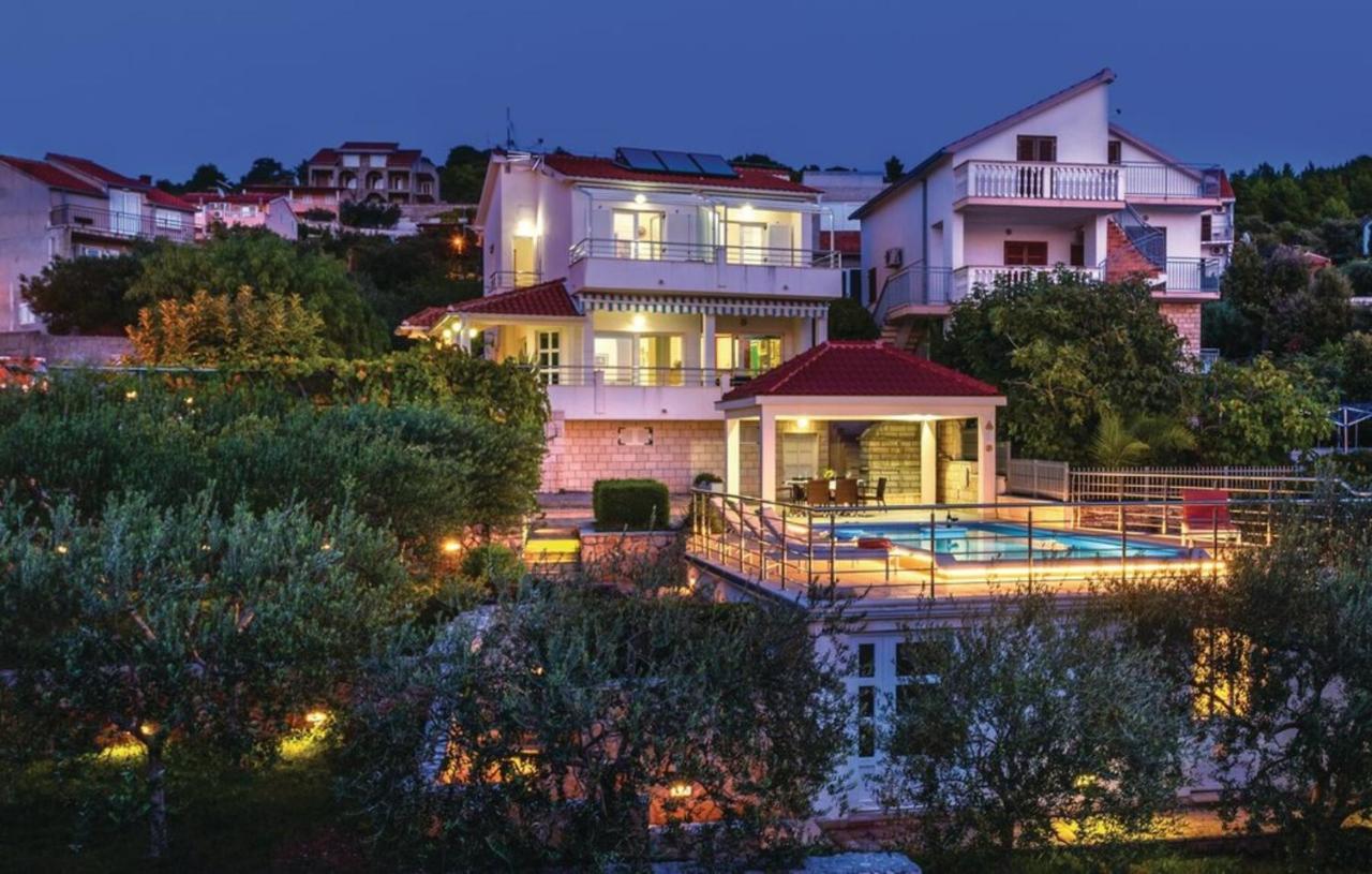 Villa Sucic Razanj 로고즈니차 외부 사진