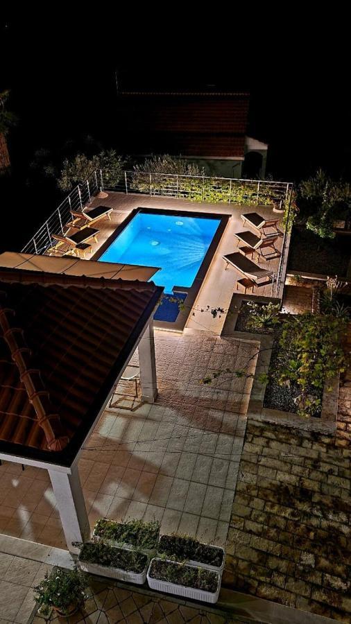 Villa Sucic Razanj 로고즈니차 외부 사진
