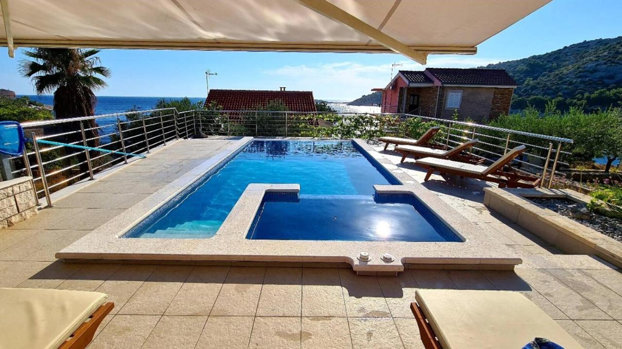Villa Sucic Razanj 로고즈니차 외부 사진