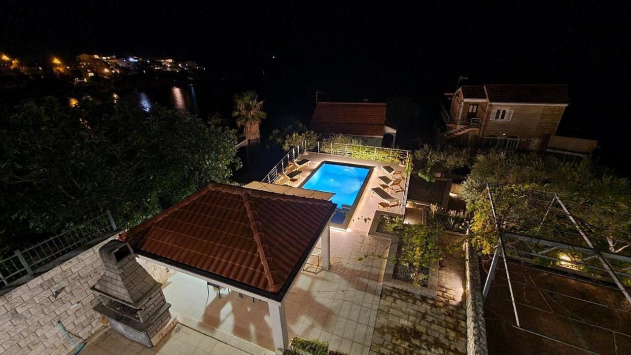 Villa Sucic Razanj 로고즈니차 외부 사진