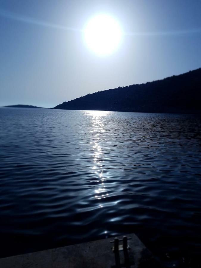 Villa Sucic Razanj 로고즈니차 외부 사진